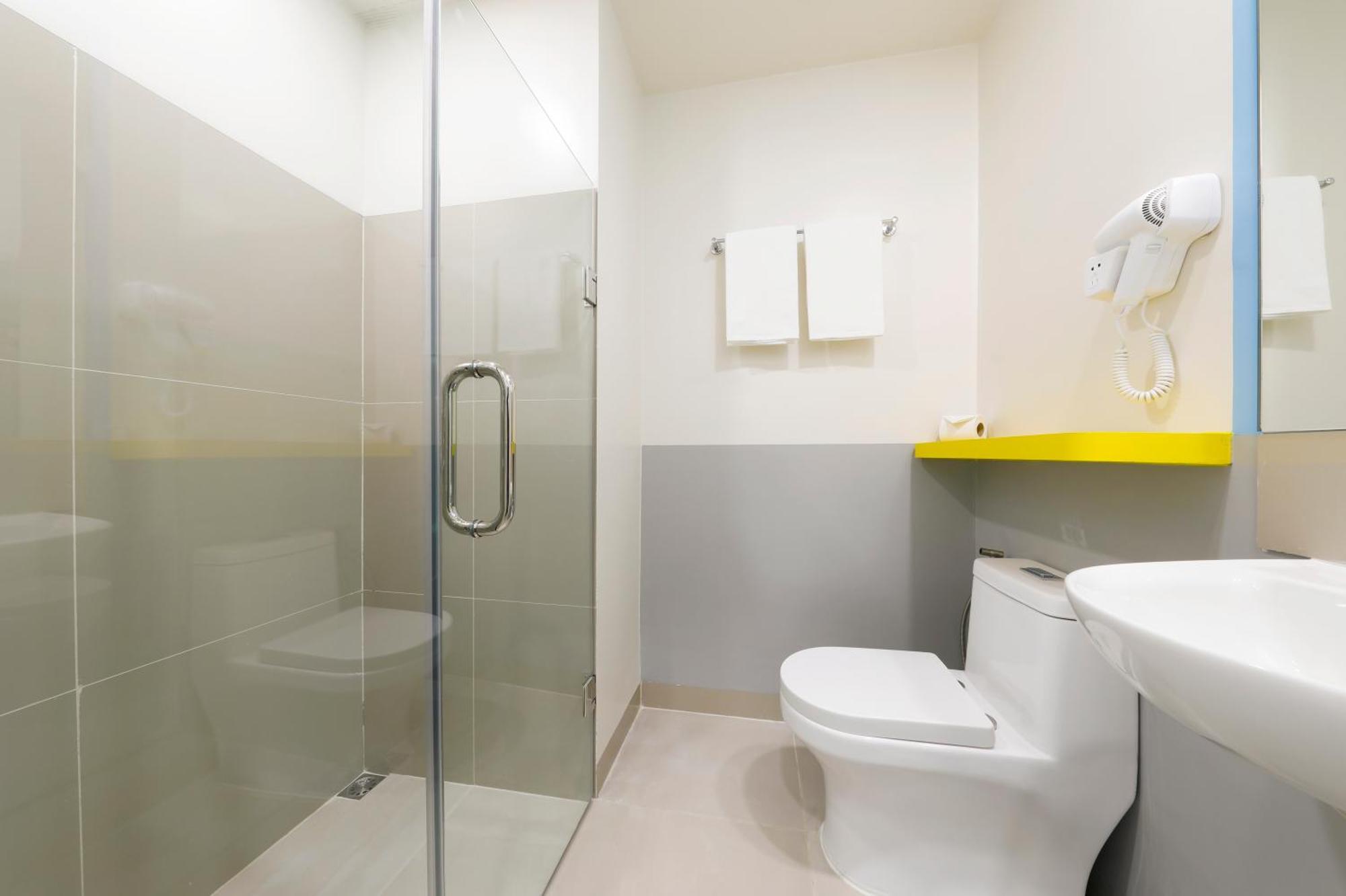 Hop Inn Hotel Davao City Εξωτερικό φωτογραφία