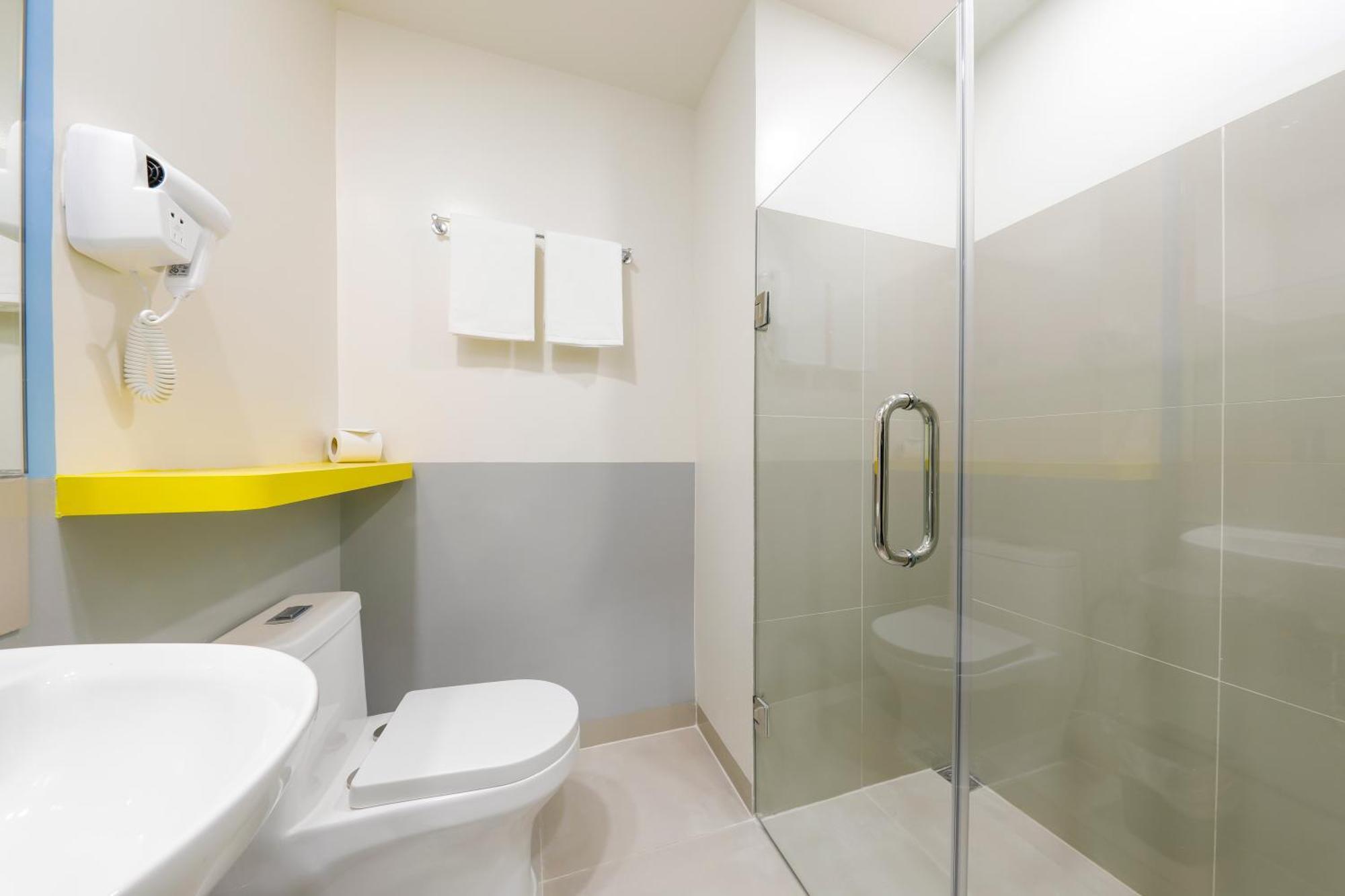 Hop Inn Hotel Davao City Εξωτερικό φωτογραφία
